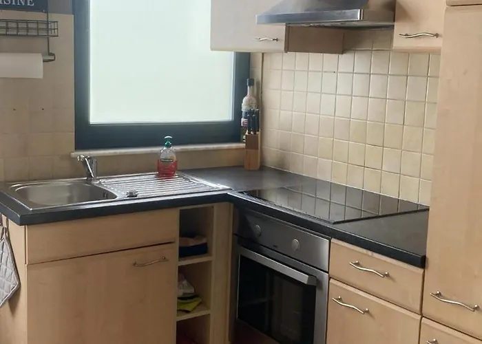 Apartment Au Bord Du De L'eau D'heure *