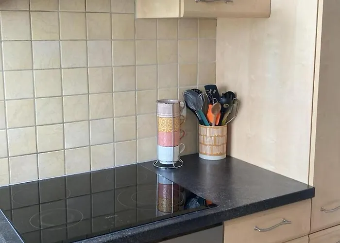 Au Bord Du De L'eau D'heure Froidchapelle