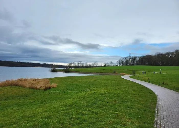 Au Bord Du De L'eau D'heure *